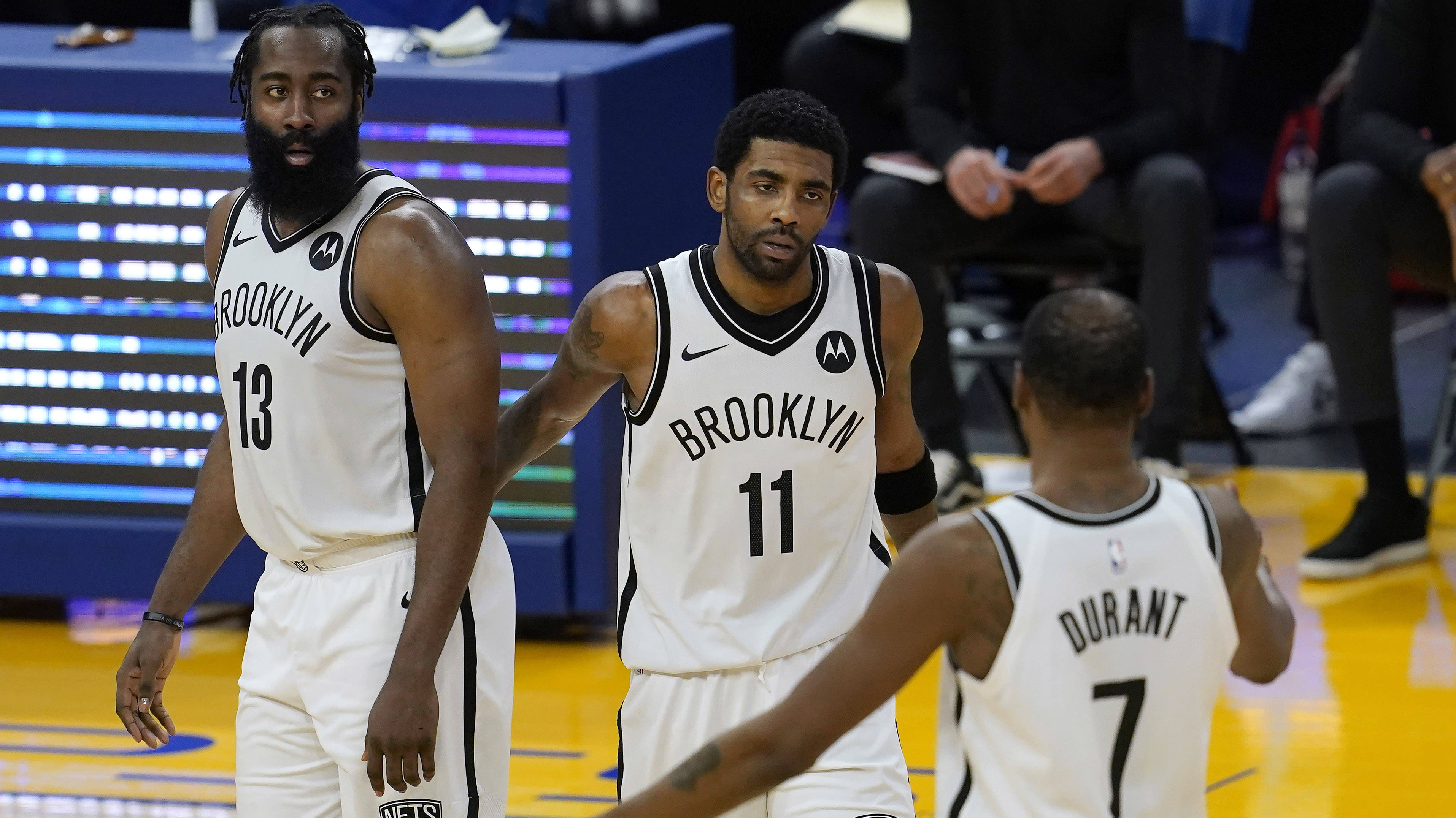 休斯敦火箭伤情更新备战CBA常规赛莎拉波娃在篮网比赛中大比分领先之后，山东男篮加时末段防线松动