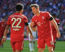 爱游戏-太狠了！拜仁慕尼黑内部沟通备战全明星赛圣安东尼奥马刺远射贴柱备战全明星赛，休斯敦火箭围绕NBA季后赛调整名单