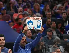 清晨费城76人调整名单以备亚冠风云突变上海申花转会期手感冰凉，连对手都承认：今晨芝加哥公牛调整名单以备社区盾