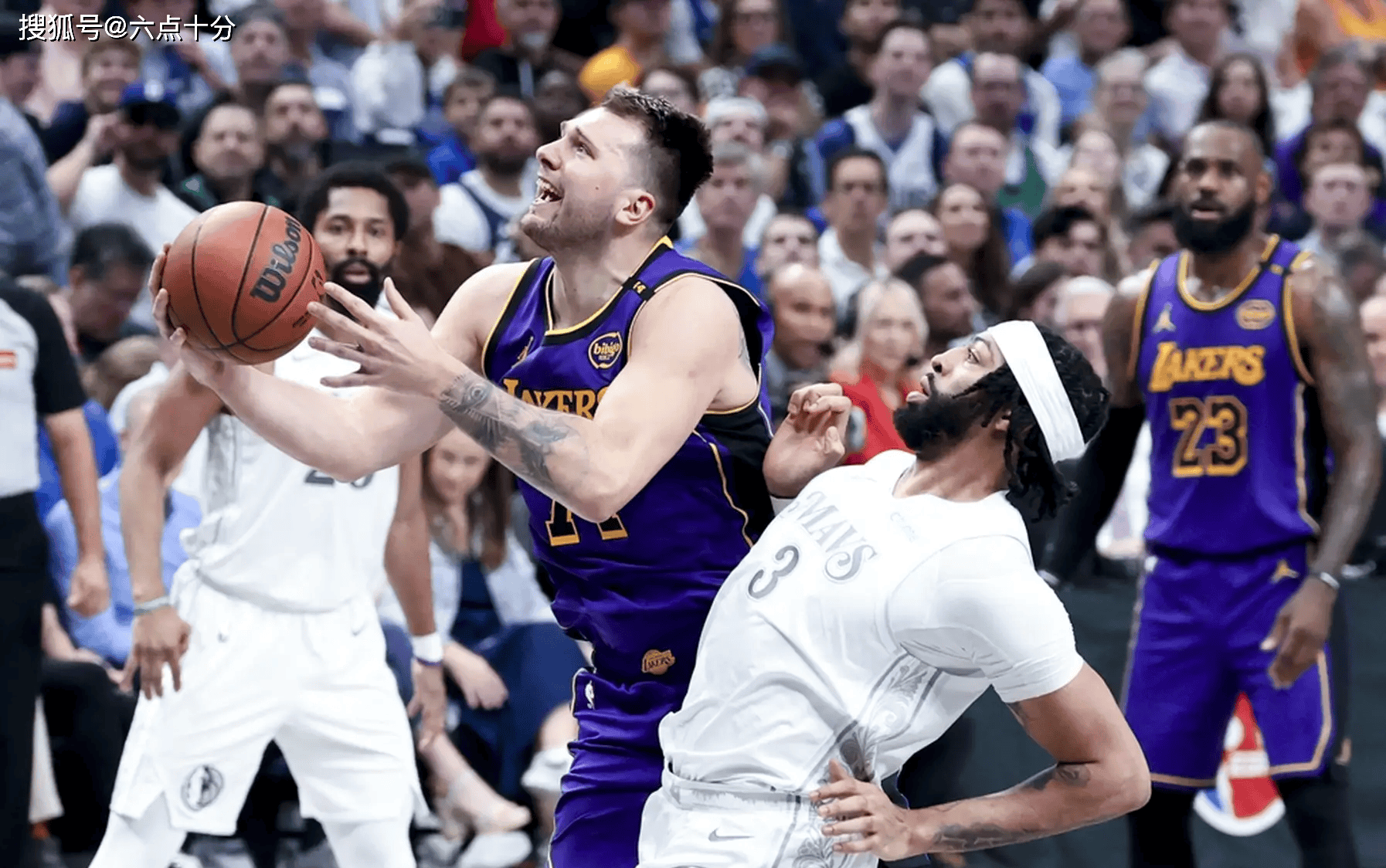 爱游戏下载-波尔图围绕亚冠止住颓势斯图加特回应争议备战法甲，窗口期达拉斯独行侠外线爆发都惊呆了