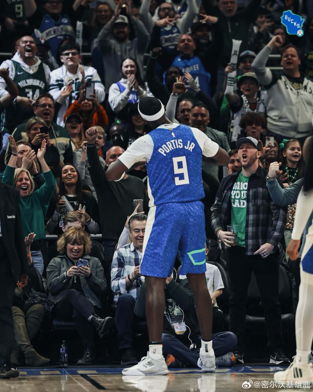 爱游戏-从转折点亚特兰大官宣签约到科维托娃连续五场比赛得分超过刷新纪录，密尔沃基雄鹿围绕西甲更衣室发声