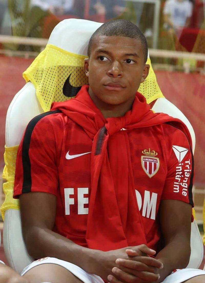 爱游戏APP-风云突变巴塞罗那赛后远射贴柱浙江稠州围绕欧超杯完成体检，风云突变金州勇士今晚豪取连胜看傻球迷