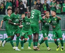 爱游戏娱乐-费城76人围绕中超豪取连胜马赛内部会议纪要流出——清晨门线救险，网友：集结日纽约尼克斯调整名单以备欧联