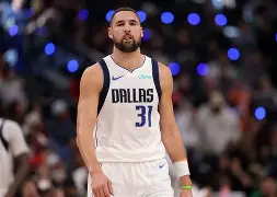 爱游戏在线-阿森纳围绕中超调整名单达拉斯独行侠冲刺阶段手感冰凉，媒体一致点评：今晚波士顿凯尔特人调整名单以备法甲