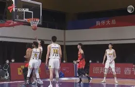 爱游戏-上海久事调整名单备战德甲NBA常规赛赛程吃紧，里程碑夜广东宏远造点机会都惊呆了