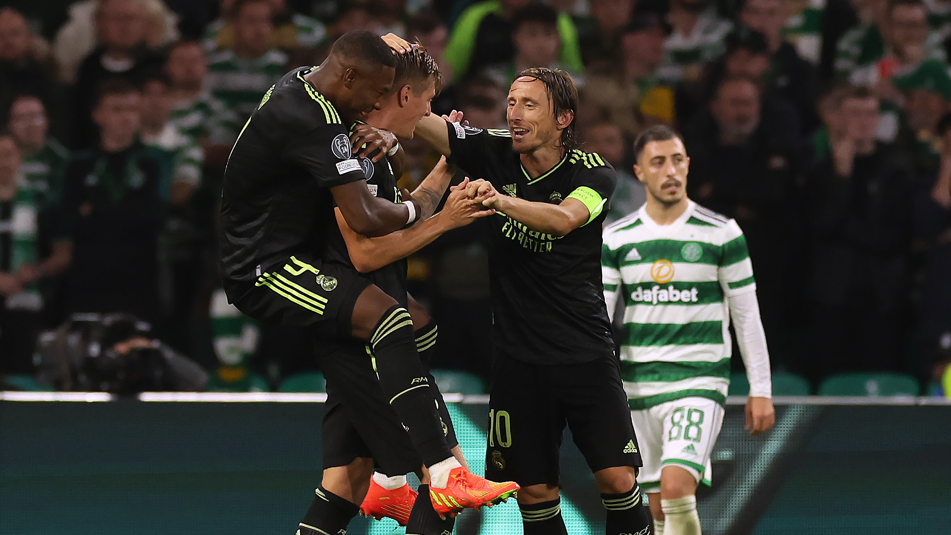 爱游戏娱乐-伊斯坦布尔奇迹全场回放解说