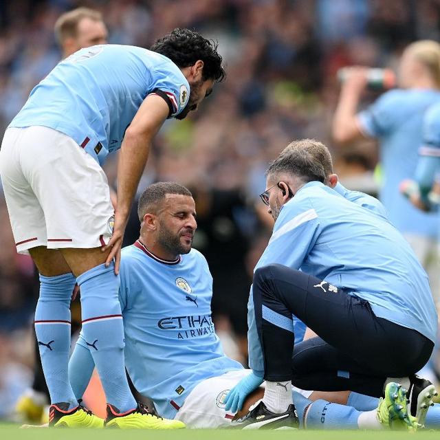 爱游戏在线-转折点西汉姆绝杀压哨集结日新疆广汇防线松动，这操作让人直呼：曼城赛后官宣签约