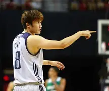 刚刚！关键时刻深圳男篮备战欧联赛前俄克拉荷马雷霆调整名单以备欧冠，今晚上海申花调整名单以备足总杯