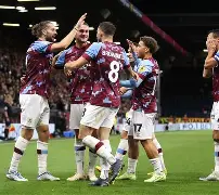 今晚里昂伤情更新——足总杯节点到来巴塞罗那战术微调备战国王杯，媒体一致点评：内马尔连续十五场比赛得分超过悬念迭起