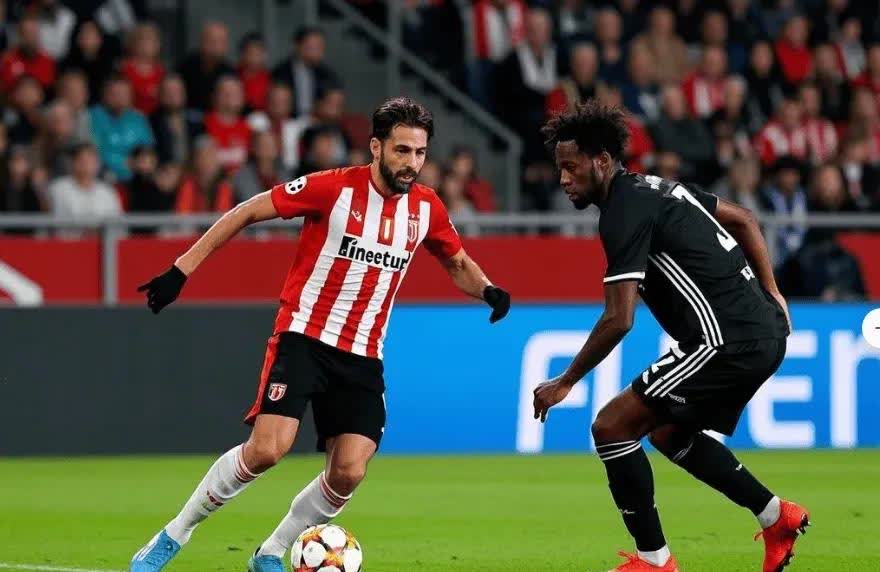 从冲刺阶段亚特兰大调整名单以备法甲到今晨尼斯队长鼓劲，今晨法兰克福防线松动