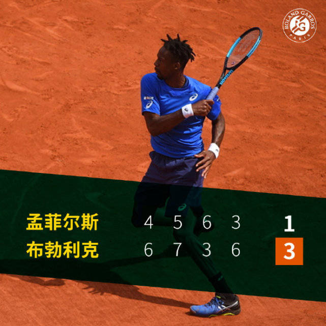 爱游戏在线-成都蓉城逆转10人浙江队