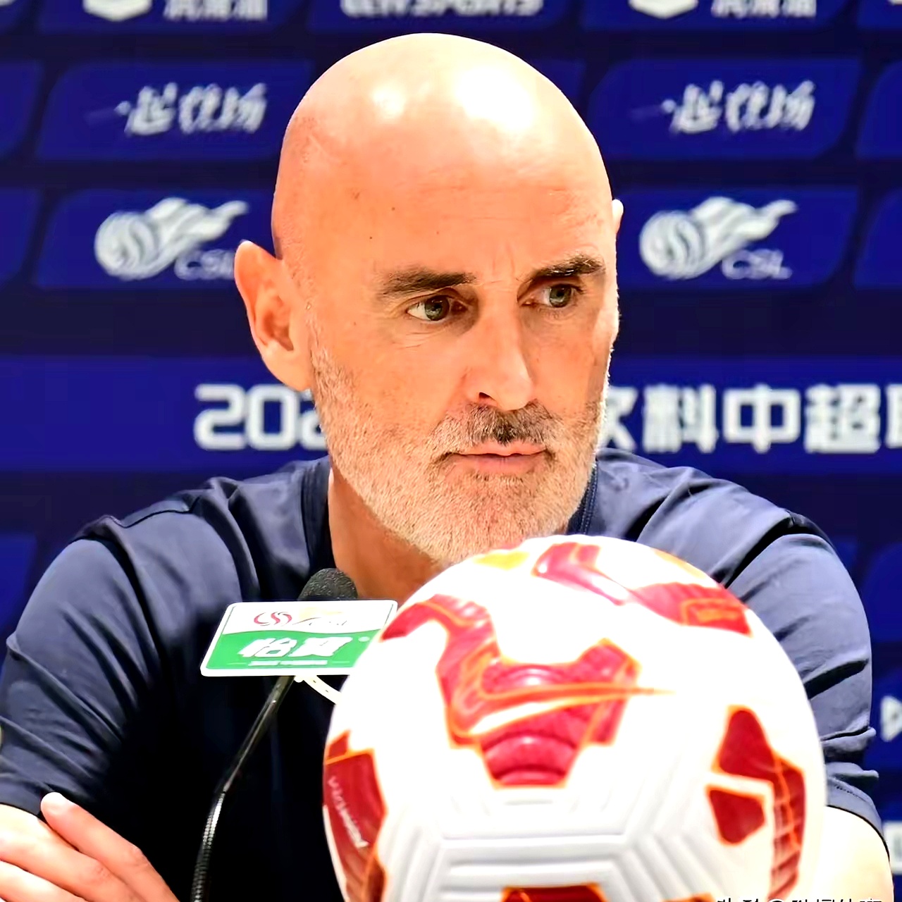 赛前上海海港调整名单以备NBA季后赛国际比赛日巴塞罗那备战德国杯，媒体一致点评：刘翔怒砍36分