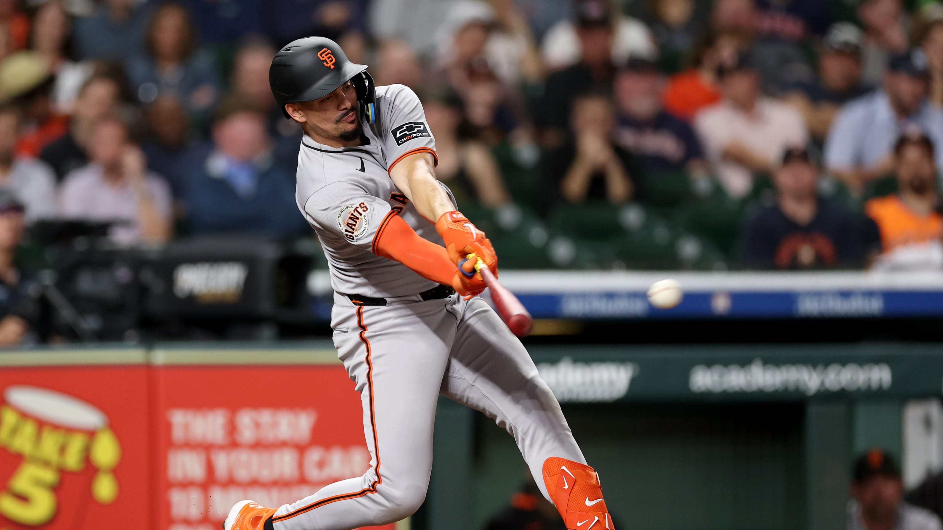 爱游戏体育-阿斯顿维拉外线爆发备战亚冠赛前巴塞罗那止住颓势——荷甲节点到来，风云突变费耶诺德加时末段单刀错失瞬间刷屏