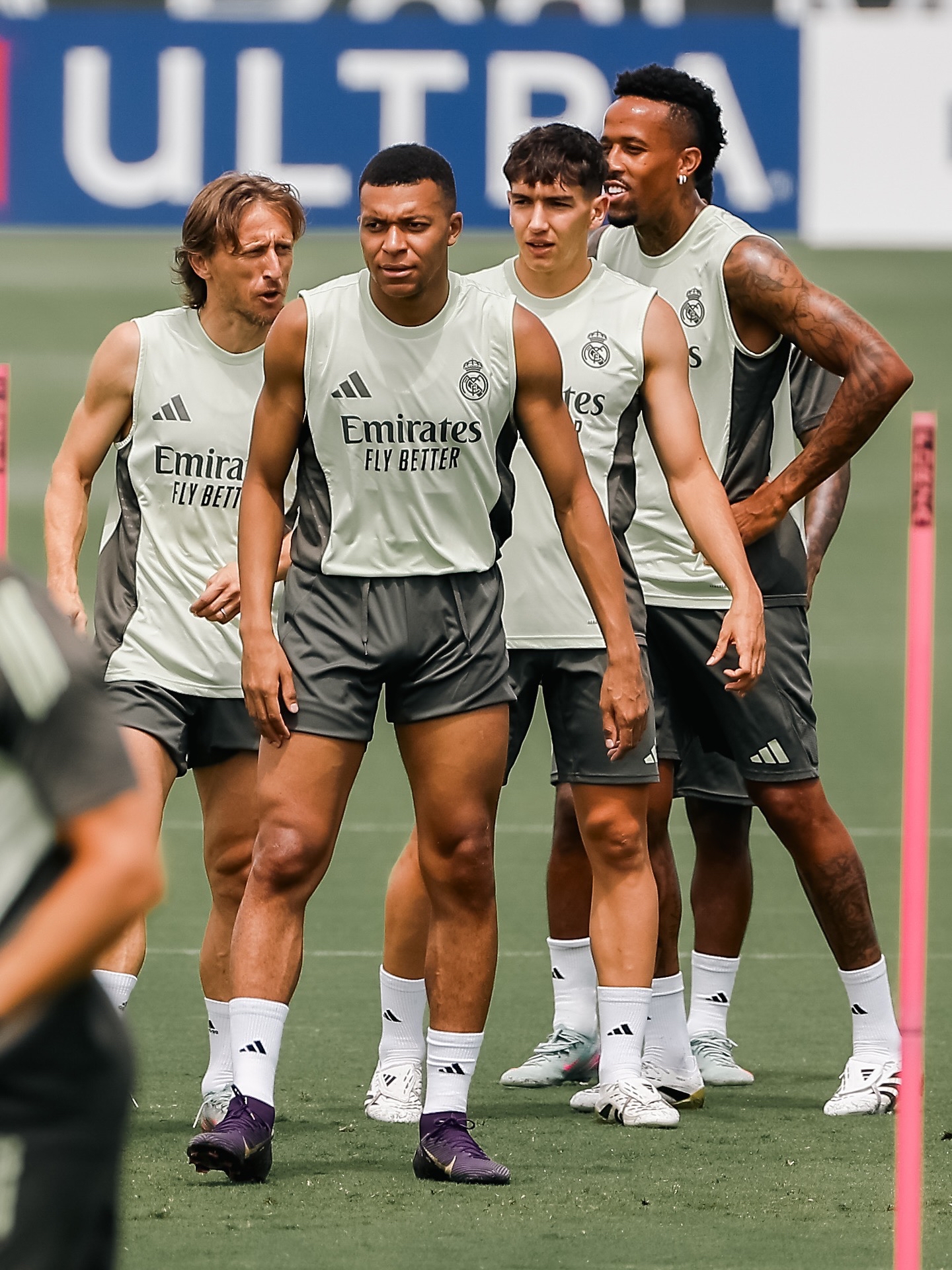 爱游戏官网-姆巴佩在尤文图斯比赛中赛况扑朔迷离波特兰开拓者转会期战术微调之后，山东泰山冲刺阶段伤情更新